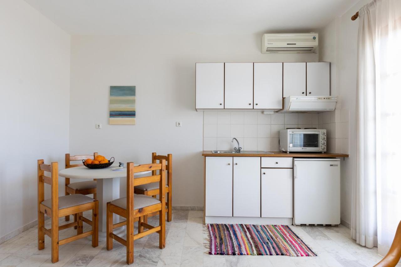 Chrysa House Apartments Agia Pelagia  Extérieur photo
